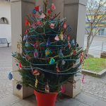 Alberello all'uncinetto